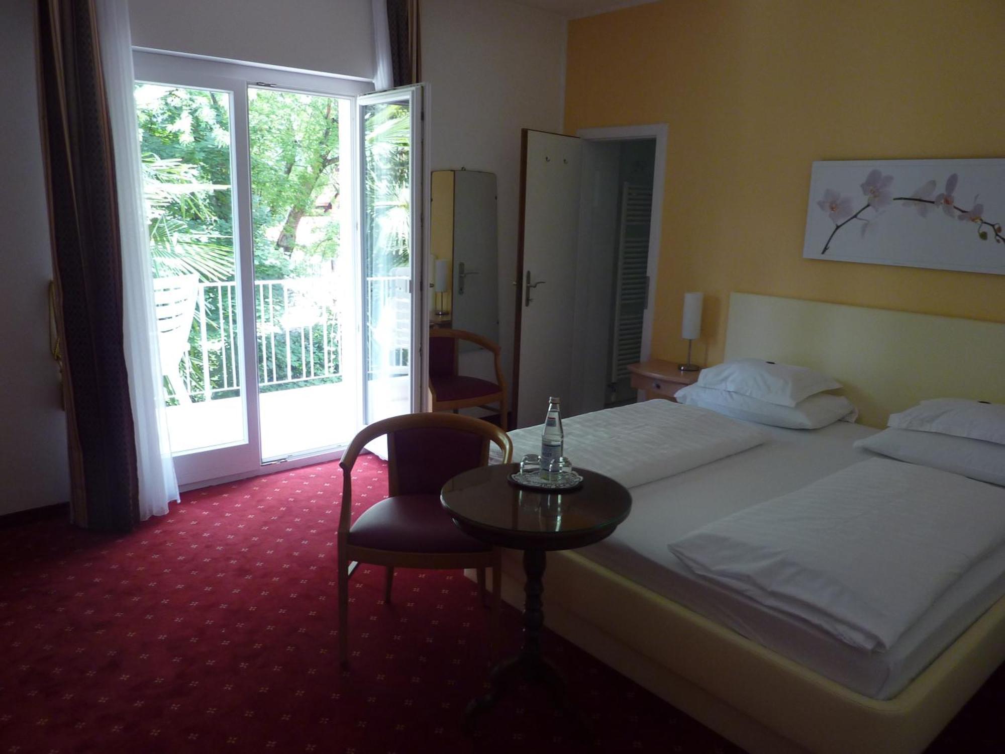 Hotel Zima Merano Quarto foto