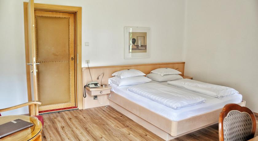 Hotel Zima Merano Quarto foto
